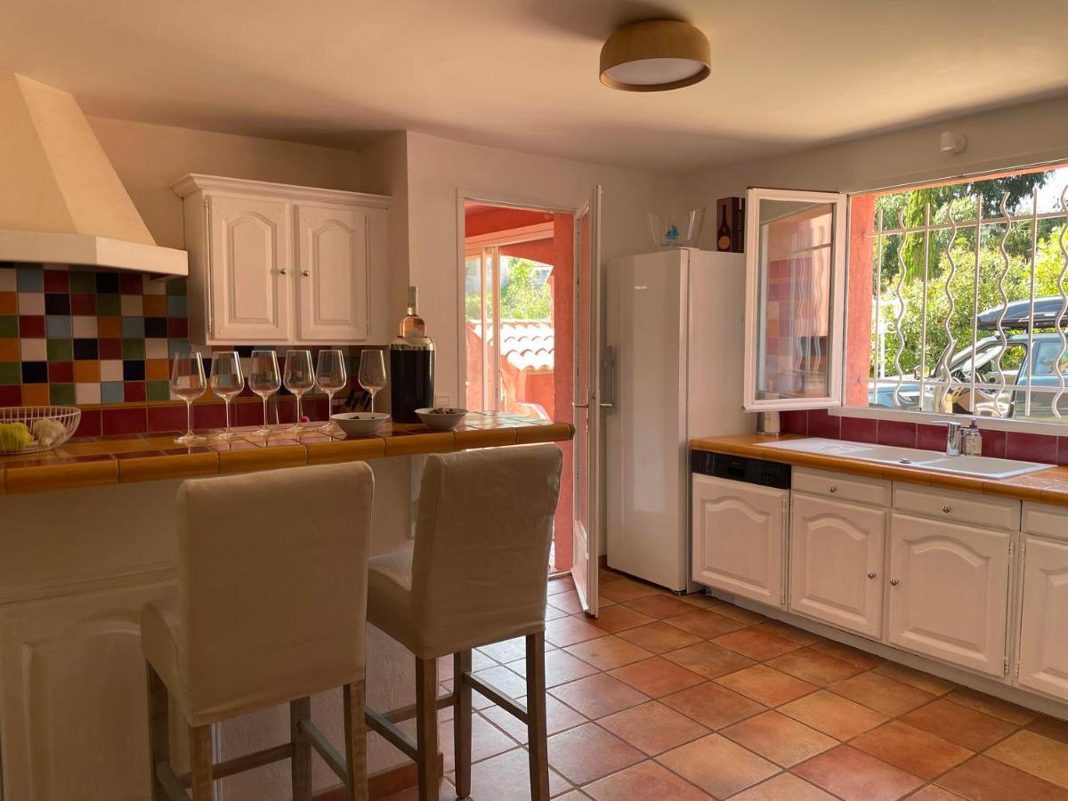 Fantastic Pool Villa 900M To The Beach; With Extravagant Big Garden Sainte-Maxime Exteriör bild