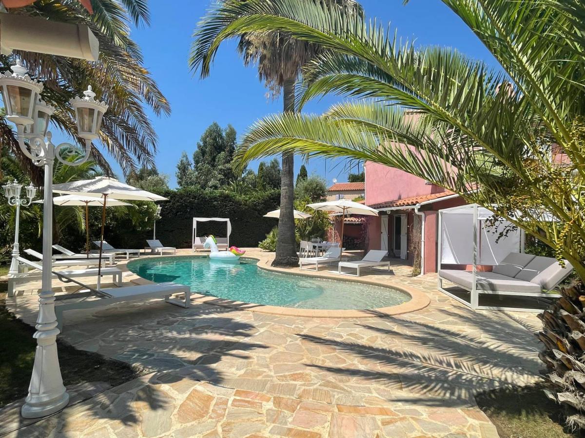 Fantastic Pool Villa 900M To The Beach; With Extravagant Big Garden Sainte-Maxime Exteriör bild