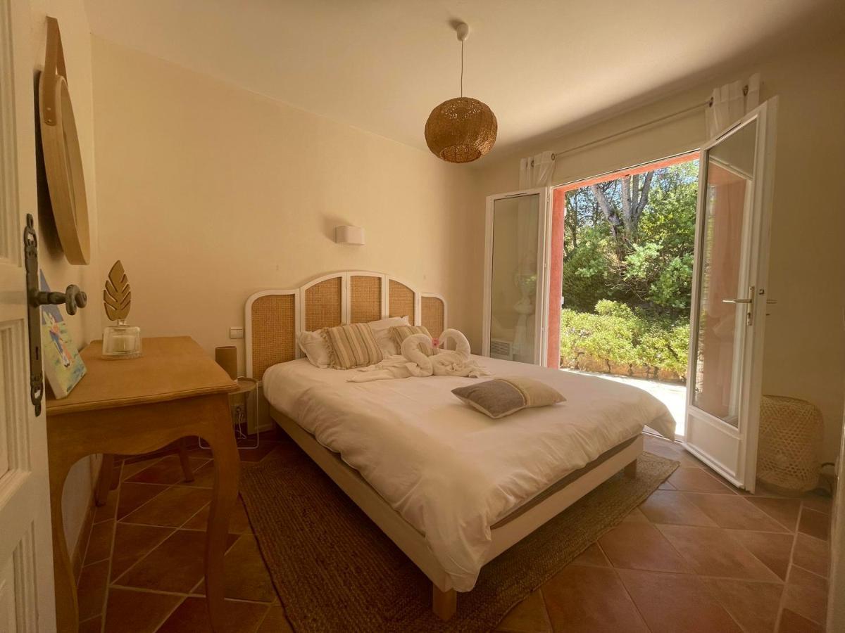 Fantastic Pool Villa 900M To The Beach; With Extravagant Big Garden Sainte-Maxime Exteriör bild